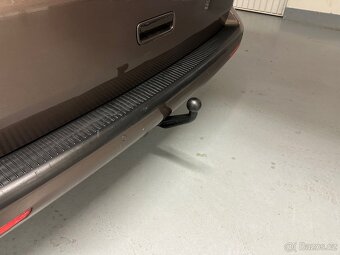 VW MULTIVAN LIFE T5.1 2.0TDI 103kW WEBASTO 7MÍST TEMPO TAŽNÉ - 5