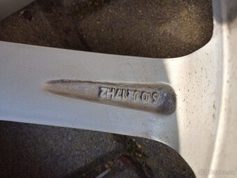 VW Golf 205/50R17 - 5