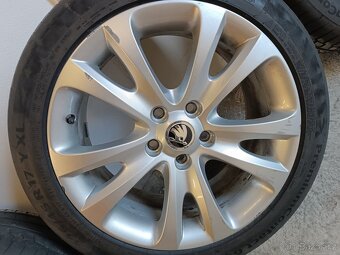 225/45/17 Škoda original - 5