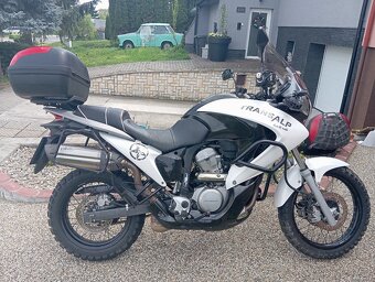 Honda transalp 700 - 5