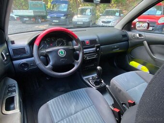 Škoda Octavia Combi 1.9TDI 66kW Elegance klima tempomat 2004 - 5