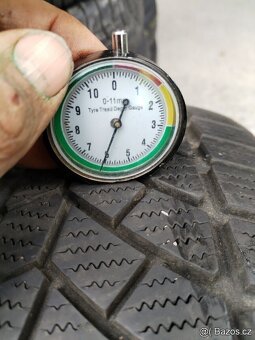 205/60/16 zimni pneu CONTINENTAL a FIRESTONE 205/60 R16 - 5