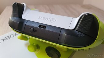 Xbox Series Controller - 5