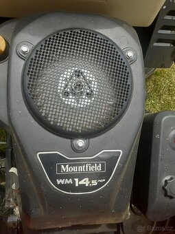 Zahradní traktor Mountfield TM 40. Dohoda V perf. stavu. - 5