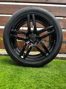 Alu kola 5x112 r19 s pneu (mbaad) - 5