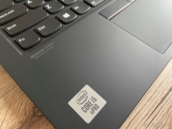 Lenovo TPad X1 Carbon 8th - luxusní LCD 3840x2160, 16GB RAM - 5