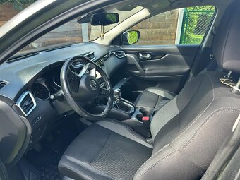 Nissan Qashqai 1.6 benzin, 120 KW - odpočet DPH možný - 5