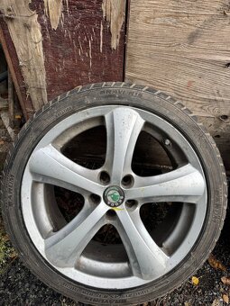 Letni alu kola 215/45/r17 - 5