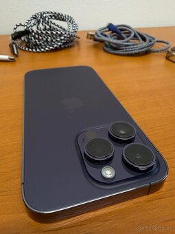 iPhone 14 Pro, 512 GB fialový, pěkný stav - 5