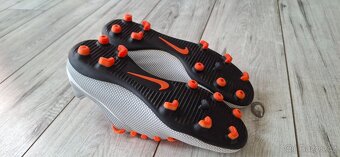 Kopačky NIKE Bravata II FG - 5