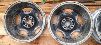 Elektrony na Renault - 5