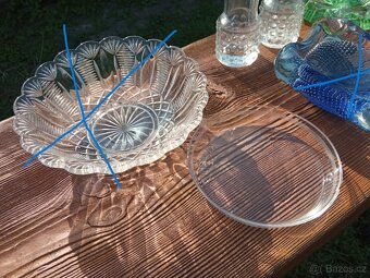 Skleněné retro,popelník, vázička, misky - 5