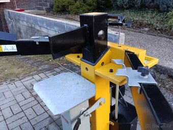 Štípačka na dřevo - 5