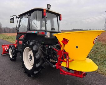 Japonský traktor KUBOTA GL 25
Diesel 3 válec, 25HP - 5