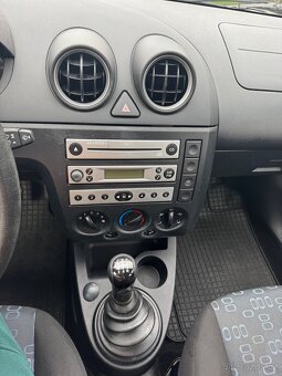 Ford Fiesta 1.3 - 5