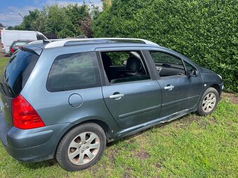 Peugeot 307 sw face lift na náhradní díly - 5