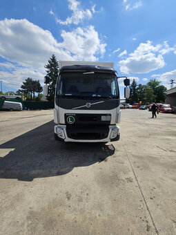 Skriňové Volvo FL6 r.v.2015 + hyd. čelo porucha motora - 5