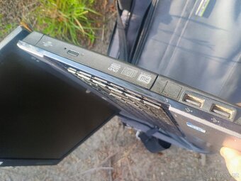 Notebook HP včetně nabíječky a pouzdra - 5