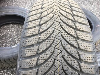 Nexen Winguard Snow G 205/60/16 - 5