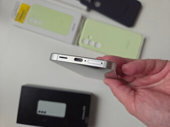 Prodáme S24 256GB, stříbrný, záruka Datart do 9/2026 - 5