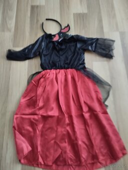 Karnevalový kostým malá čarodějnice - 5