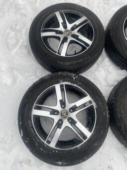 Alu kola letní 5x114,3 15 sada 185 65 15 pěkný vzorek pneu - - 5