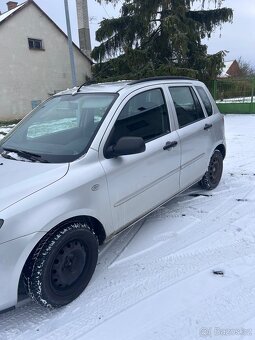 Mazda 2 – 1.2 benzín, 55 kW, 2004 - 5