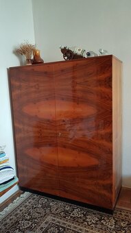 Šatní skříň, krásná, jako nová - 5
