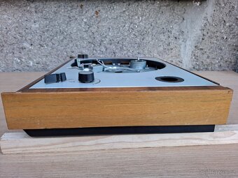 Gramofon Tesla NC 440 - na ND - 5