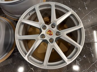 origo alu kola r21 5x130 Porsche Panamera 976 - 5