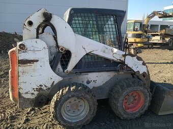 Smykový nakladač Bobcat 175 - 5