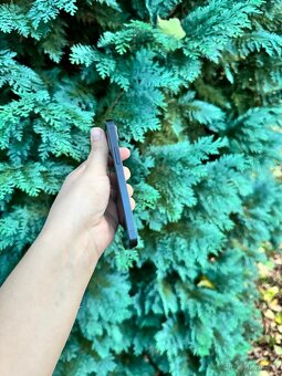 Prodám iphone 13 mini 128 gb - 5