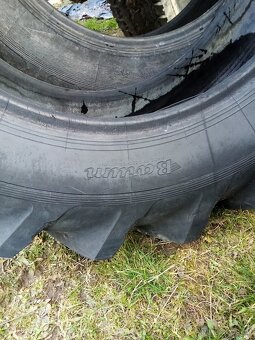 Traktorové pneu 16,9 x 30 - 5