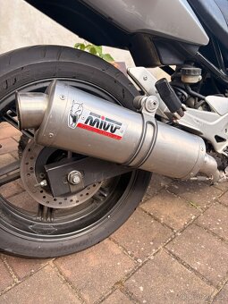 Honda CBF600N - 5