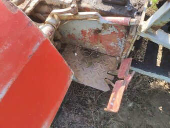 Zetor 25 nápravu,převodovku - 5