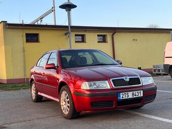 Škoda Octavia 1.8 Turbo 4x4 liftback - 5
