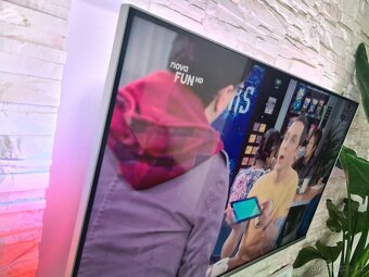 Televize 43" Philips The One 43PUS8507, v záruce - 5