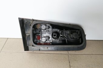 Zadní světla Renault Laguna - 5
