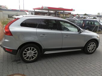 Volvo XC60 2,4 D5 AWD 4x4 - 5