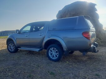 MITSUBISHI L200 r.v. 2015 4x4 hodně zainvestováno - 5