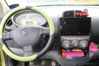 Daihatsu Sirion 4 x 4 - 5