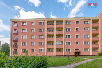 Prodej bytu 2+1, Karviná, ul. tř. Těreškovové - 5