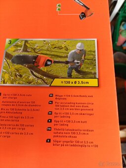 Akumulátorová prořezávací pila Black & Decker - 5