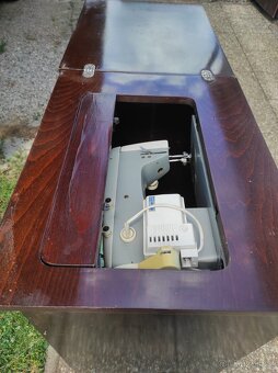 Šicí stroj Veritas - 5