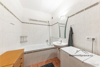 Útulný byt 2+kk s balkonem k pronájmu – Na Sypkém, Libeň (5 - 5