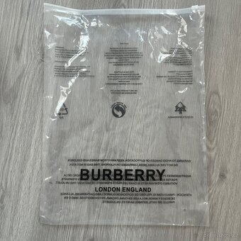 Burberry šála černá - 5