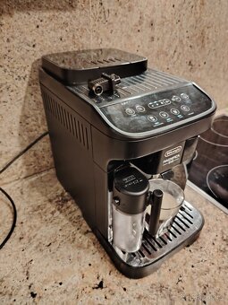 Automatický kávovar, espresso De'Longh Magnifica Evo - 5