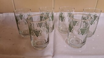 RETRO ŠTAMPRLATA ZELENÁ ZLACENÁ ČIRÁ PANÁKY - 5