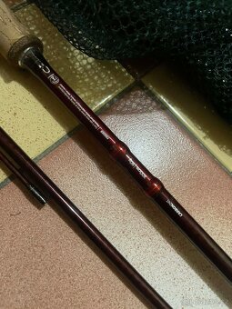 Prut feeder delphin s navijákem a příslušenstvím - 5