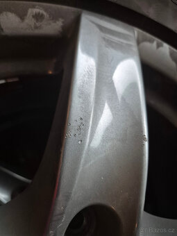 Letní kola Alutec 17" 235/55R17 - 5